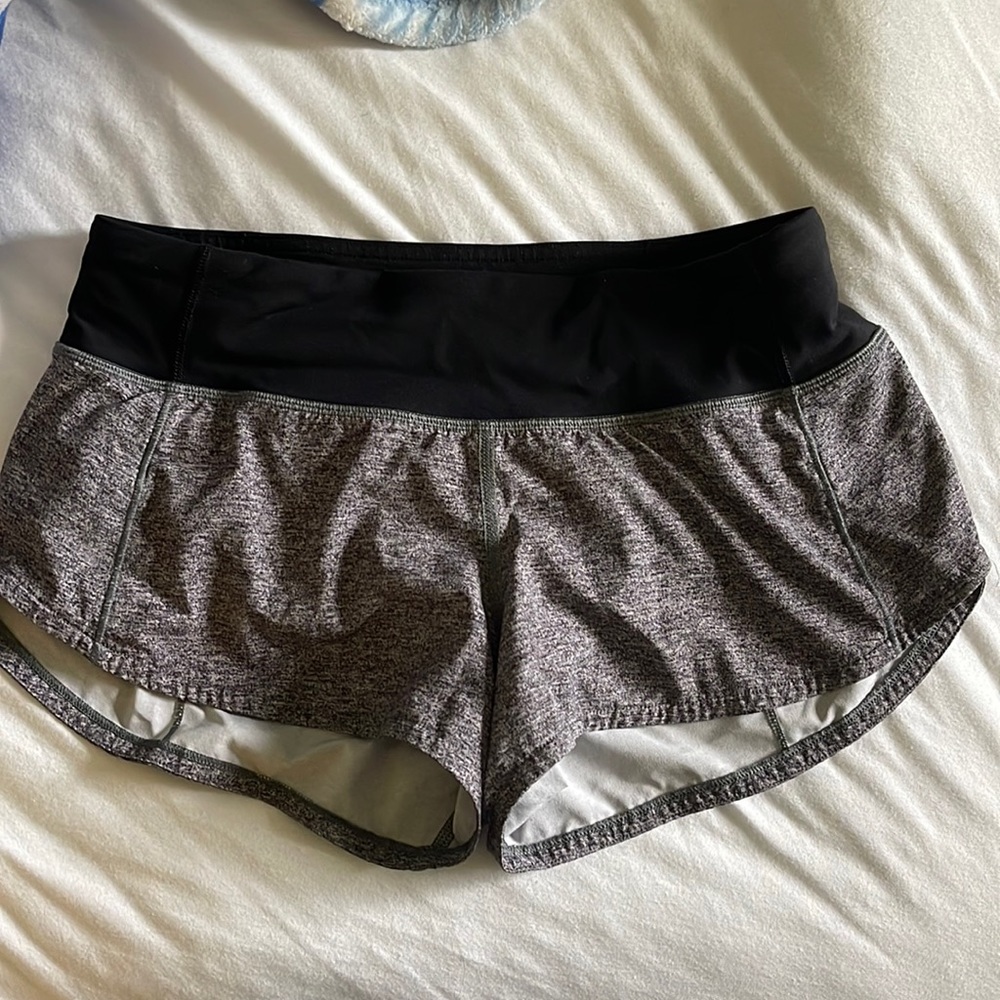 Lululemon Shorts 2.5’’